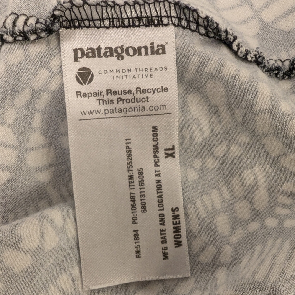 PATAGONIA Fit Flair Margot Dress Black White Geometric Mosaic Print Knit New - Picture 5 of 15